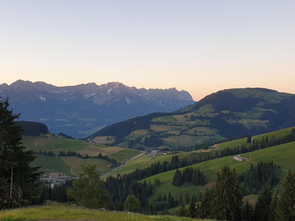 Chalet In Hopfgarten In Brixental With Hot Tub Villa Hopfgarten im Brixental Buitenkant foto